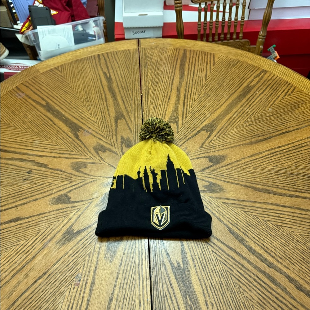Fanatics Las Vegas Knights Black and Gold Skyline Beanie